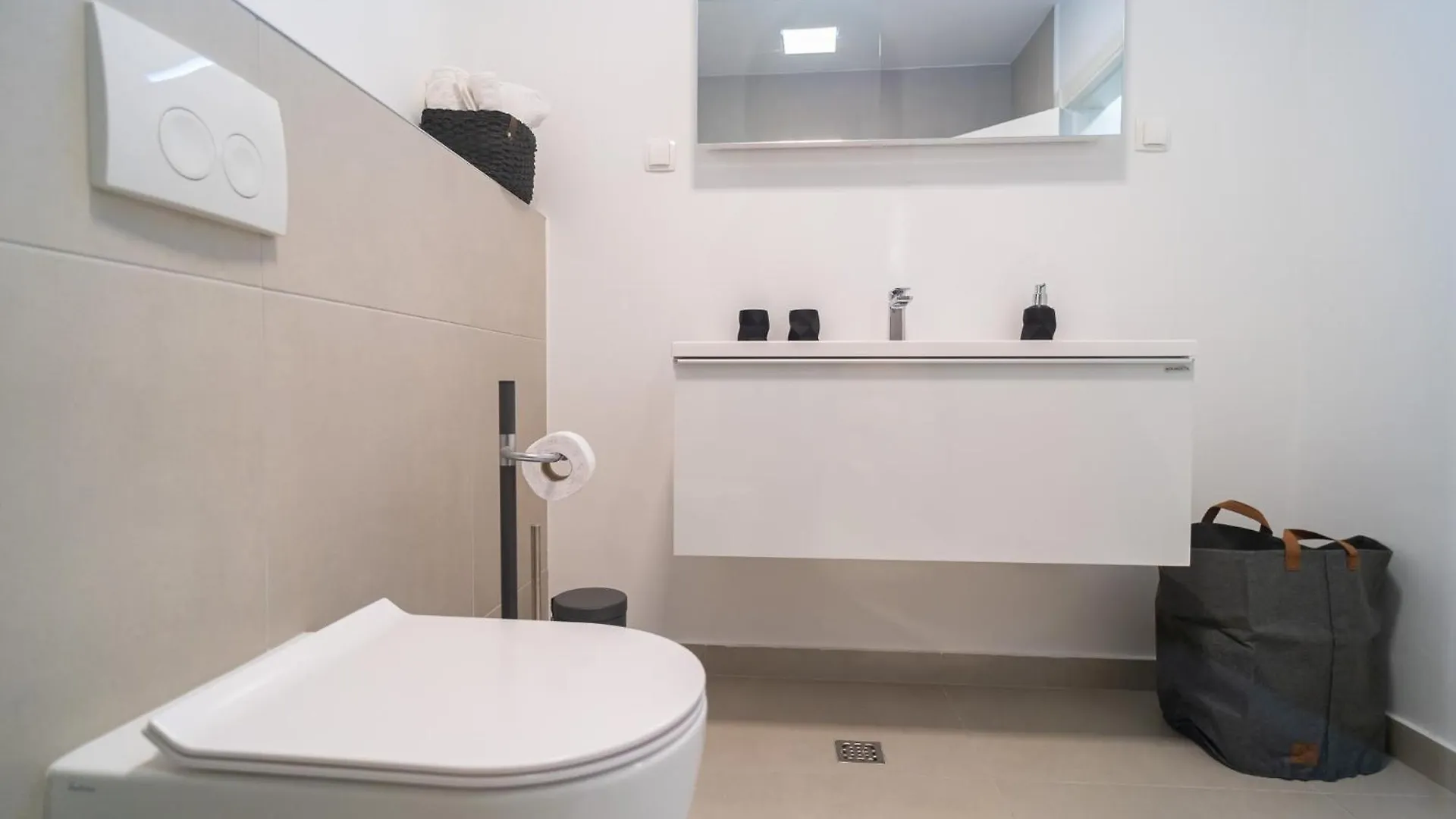 Apartment Gajeta ザダル 0*,